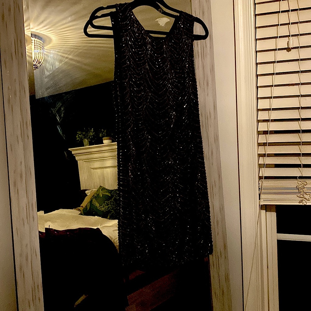 Beaded Alice & Olivia Dress. Never Worn. Beautifully made! Fits well!!
